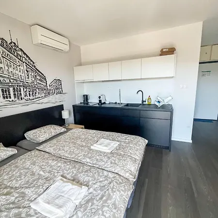 Daire Panoramaticky V Srdci Bratislavy Bratislava